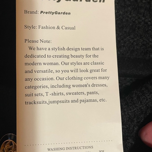 Classic Black Women's Cardigan with Gold Buttons - Picture 5 of 8